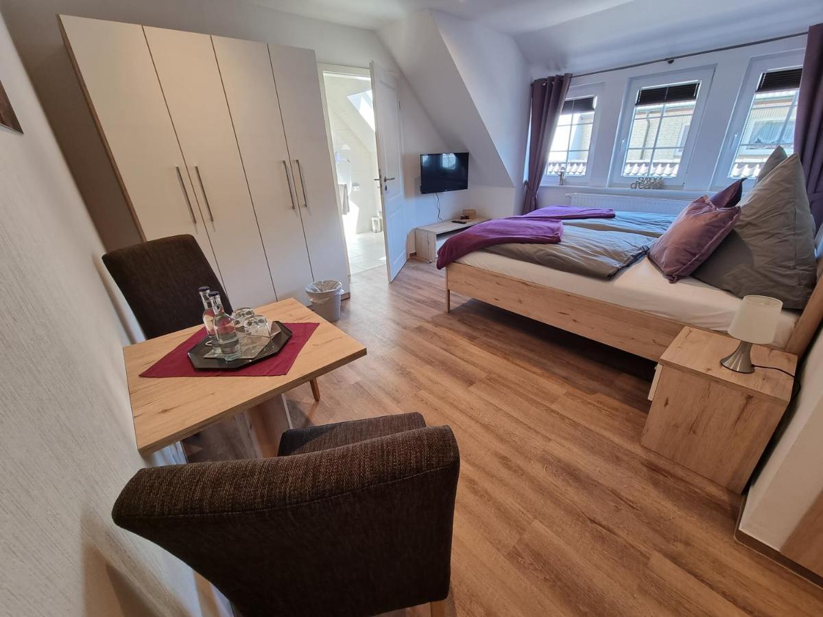 Landhotel Hof Barrl Schneverdingen Chambre photo